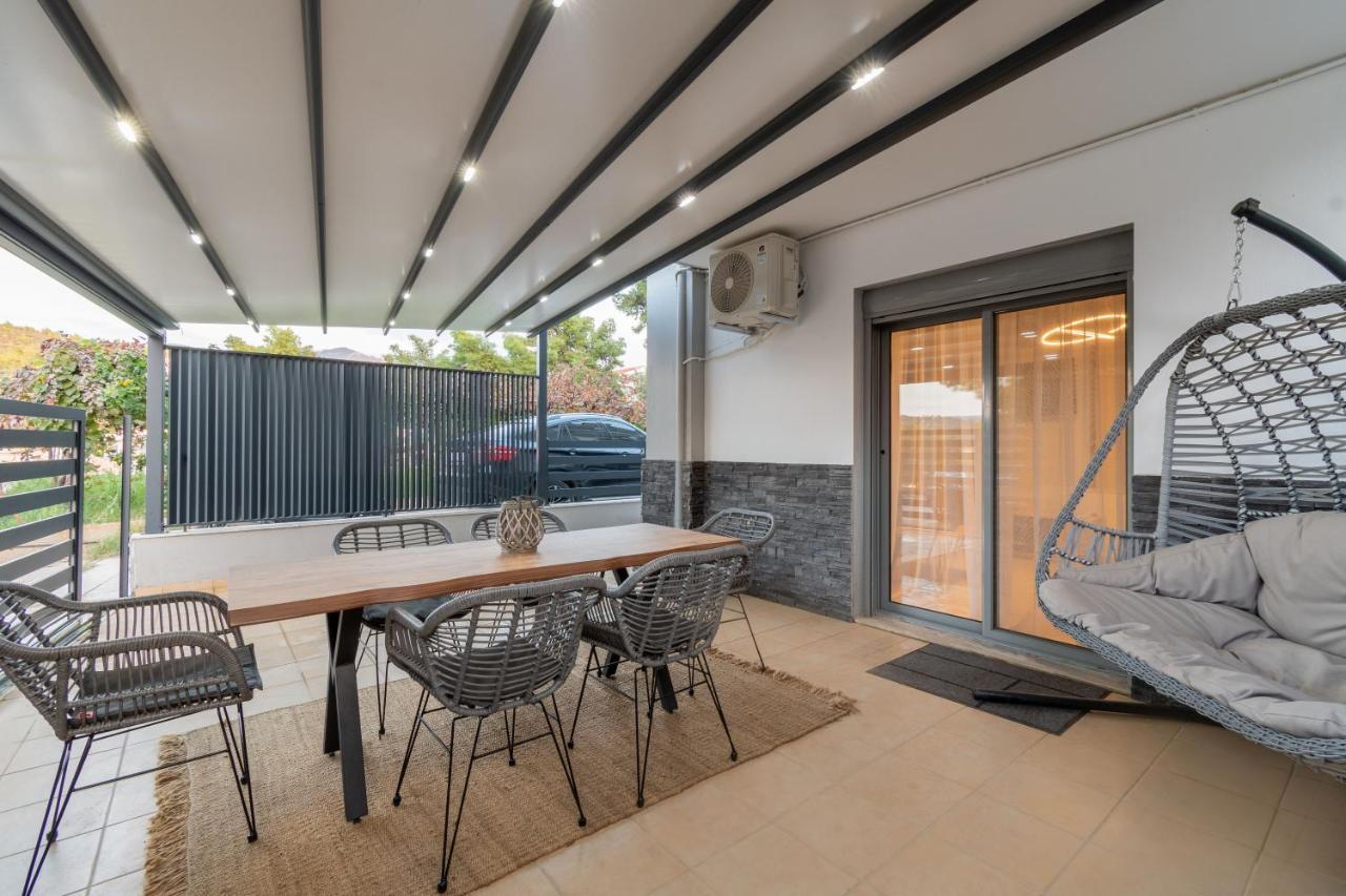 Sithoniars Luxury Ground Floor Apartment With Private Garden 新马尔马拉斯 外观 照片